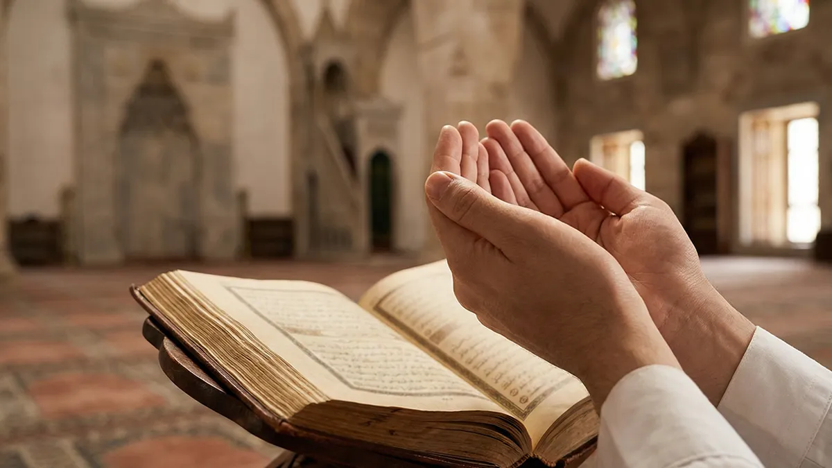 Bienfaits de la récitation du Coran pendant la Omra pour le cœur et l’intention.