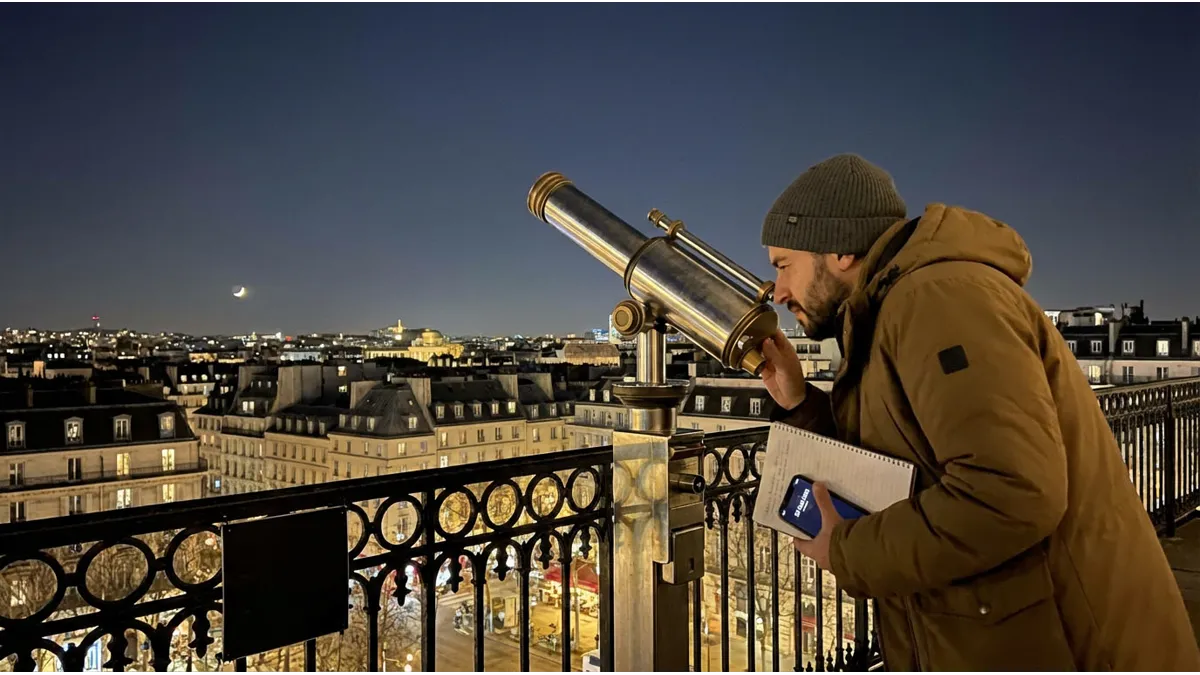 Observation du croissant lunaire pour déterminer la Date de Aid el-Fitr 2026 France.